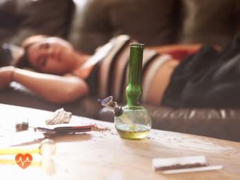 Детоксикация от марихуаны в Эльхотово